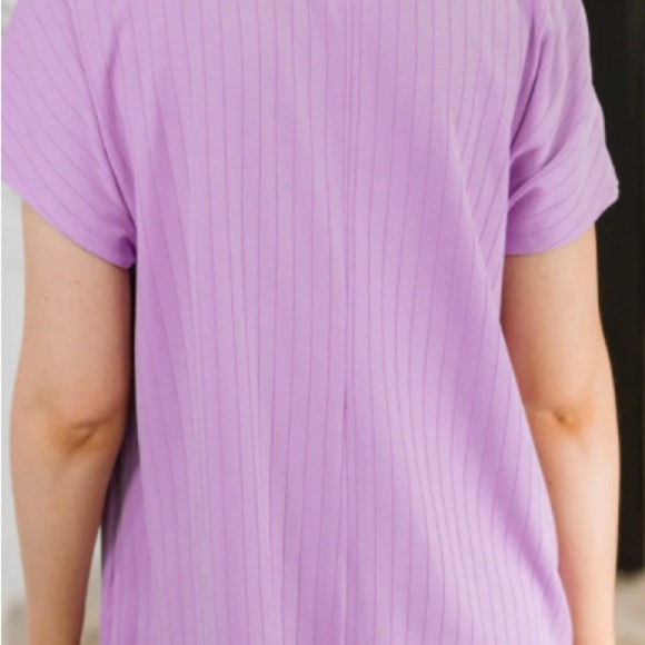 ANDREE By Unit Lavender Ribbed V-Neck Top – Soft Stretchy Casual Tee Size 1X - Picture 6 of 6